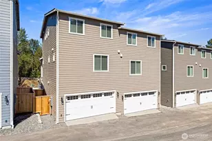 8760 151st St E, Puyallup, WA 98375 - Photo 9