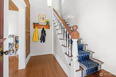 1411 Sunnyside Boulevard, Lake Stevens, WA 98258 - Photo 5