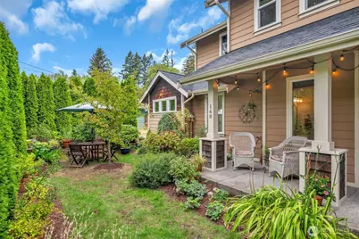 160 6th Avenue SE, Issaquah, WA 98027 - Photo 1