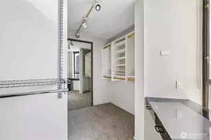 2201 3rd Ave, Seattle, WA 98121 - Photo 21