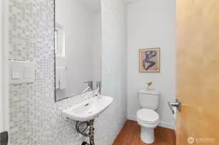 1119 16th Ave, Seattle, WA 98122 - Photo 11