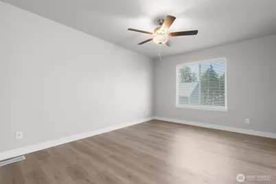 8745 151st Street E, Puyallup, WA 98375 - Photo 29