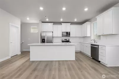 8745 151st Street E, Puyallup, WA 98375 - Photo 11