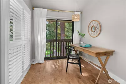 13730 15th Avenue NE #E203, Seattle, WA 98125 - Photo 21