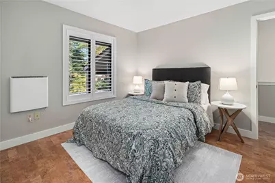 13730 15th Avenue NE #E203, Seattle, WA 98125 - Photo 25