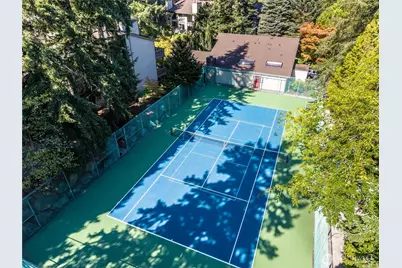 13730 15th Avenue NE #E203, Seattle, WA 98125 - Photo 35