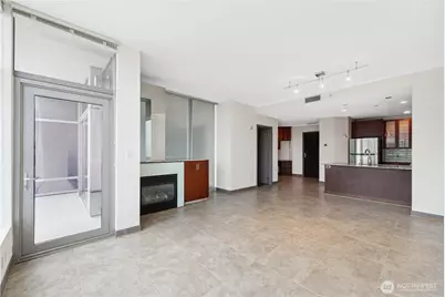 2033 2nd Avenue #1701, Seattle, WA 98121 - Photo 9