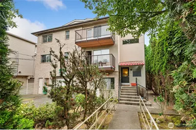 709 N 95th St, Seattle, WA 98103 - Photo 3