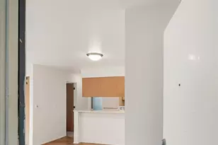 709 N 95th St, Seattle, WA 98103 - Photo 5