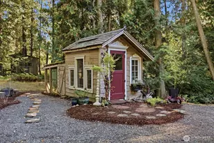 252 N Bagley Creek Rd, Port Angeles, WA 98362 - Photo 23