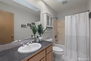 7922 NE 125th St, Kirkland, WA 98034 - Photo 29