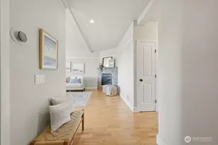 1215 Lawrence St, Port Townsend, WA 98368 - Photo 3