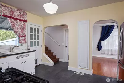 502 S 1st Ave, Walla Walla, WA 99362 - Photo 11