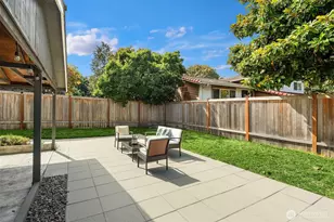 308 Fir Pl, Edmonds, WA 98020 - Photo 25