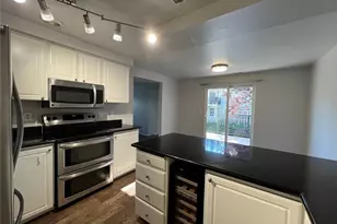 12004 Slater Ave NE, Kirkland, WA 98034 - Photo 3