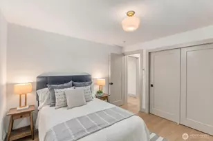 9752 Evanston Ave N, Seattle, WA 98103 - Photo 17