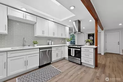 8742 3rd Avenue NW, Seattle, WA 98117 - Photo 9