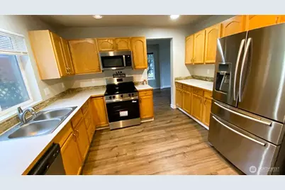 1116 Williams Street NW, Orting, WA 98360 - Photo 3