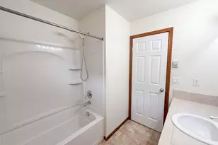 7629 201st Pl, Kenmore, WA 98028 - Photo 23