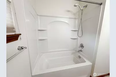 7629 201st Place, Kenmore, WA 98028 - Photo 27