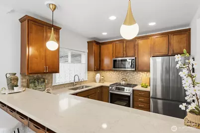 9513 Ashworth Avenue N #A, Seattle, WA 98103 - Photo 13