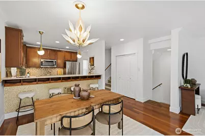 9513 Ashworth Avenue N #A, Seattle, WA 98103 - Photo 9