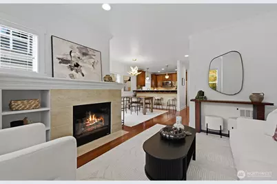 9513 Ashworth Avenue N #A, Seattle, WA 98103 - Photo 7