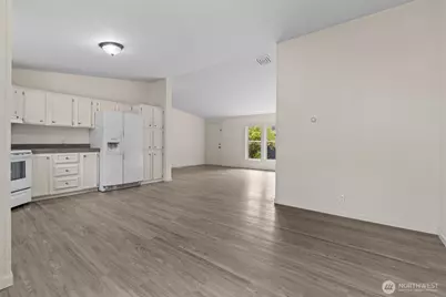 1313 W Main Street, Centralia, WA 98531 - Photo 13
