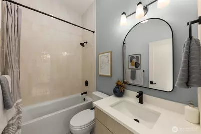 8126 17th Avenue SW #B, Seattle, WA 98106 - Photo 23