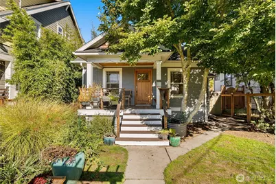 130 NW 74th Street, Seattle, WA 98117 - Photo 1