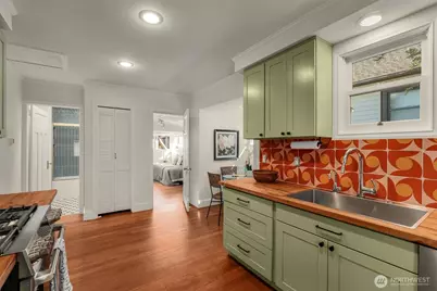 130 NW 74th Street, Seattle, WA 98117 - Photo 15