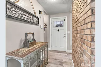 10415 110th Street SW, Lakewood, WA 98498 - Photo 3