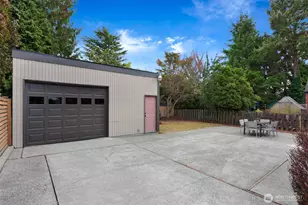 8046 11th Ave NW, Seattle, WA 98117 - Photo 29