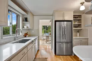 8046 11th Ave NW, Seattle, WA 98117 - Photo 11