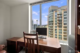 910 Lenora St, Seattle, WA 98121 - Photo 25