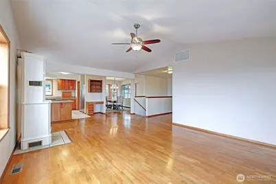 873 Rocky Point Drive, Camano Island, WA 98282 - Photo 15