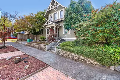 803 NE 72nd Street, Seattle, WA 98115 - Photo 1