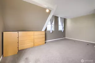 803 NE 72nd St, Seattle, WA 98115 - Photo 27