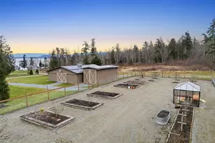 418 Tillicum Way, Camano Island, WA 98282 - Photo 35