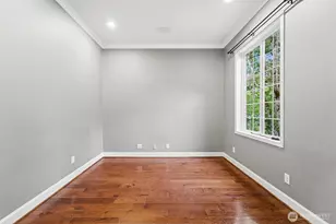 17247 SE 54th Pl, Bellevue, WA 98006 - Photo 3