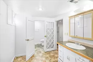 410 N College Ave, College Place, WA 99324 - Photo 19