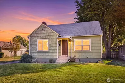 410 N College Avenue, College Place, WA 99324 - Photo 1