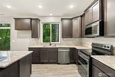 10308 200th Street NE, Arlington, WA 98223 - Photo 9