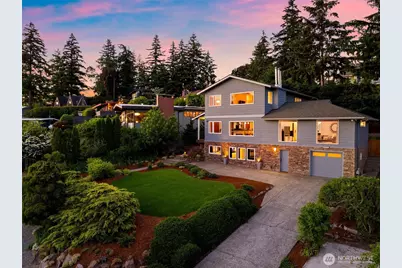 12112 25th Ave SW, Burien, WA 98146 - Photo 1