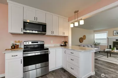 950 SE 4th Avenue, Oak Harbor, WA 98277 - Photo 37