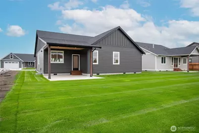 321 W 3rd Street, Everson, WA 98247 - Photo 29