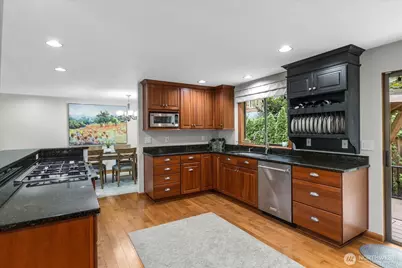 4130 156th Lane SE, Bellevue, WA 98006 - Photo 13