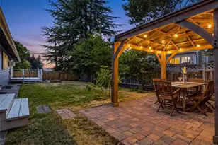 10404 NE 198th St, Bothell, WA 98011 - Photo 35
