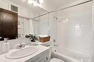 220 W Olympic Pl, Seattle, WA 98119 - Photo 19