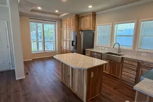 2101 S 324th St, Federal Way, WA 98003 - Photo 3